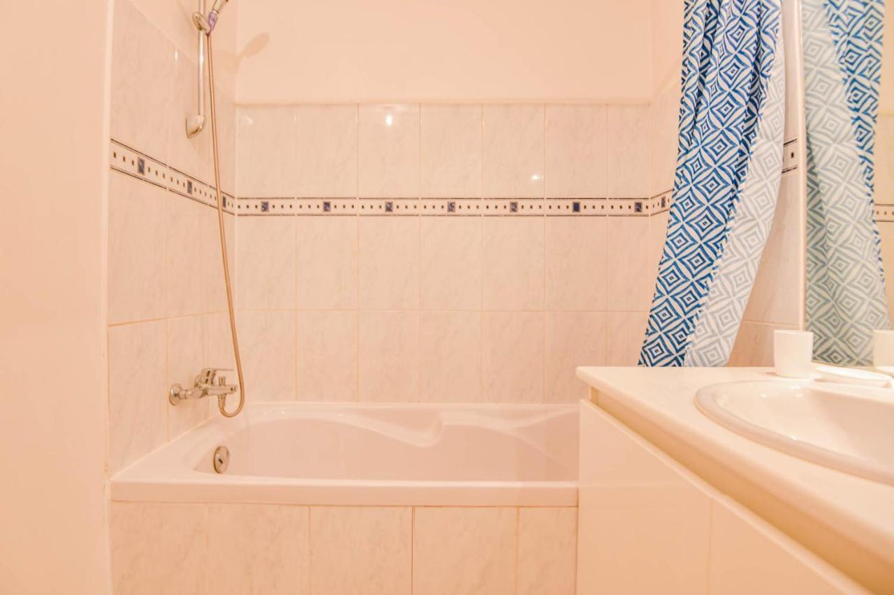 Apartamento Appart 1 Ch Balcon Proche Saint-Charles Et Metro Marsella Exterior foto